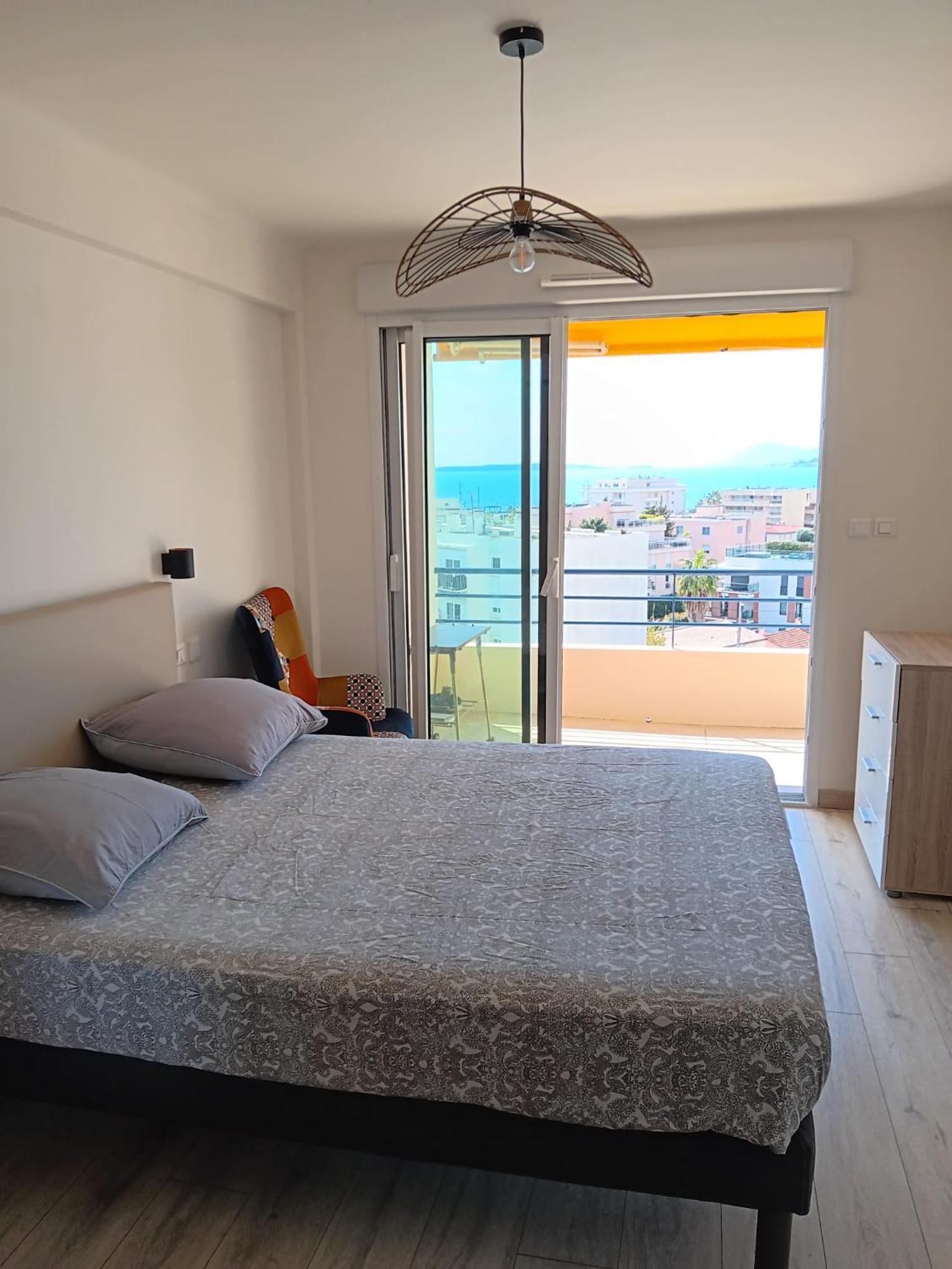 3 Pieces Vue Mer - Clim - 5 Min De La Plage A Pied アンティーブ エクステリア 写真